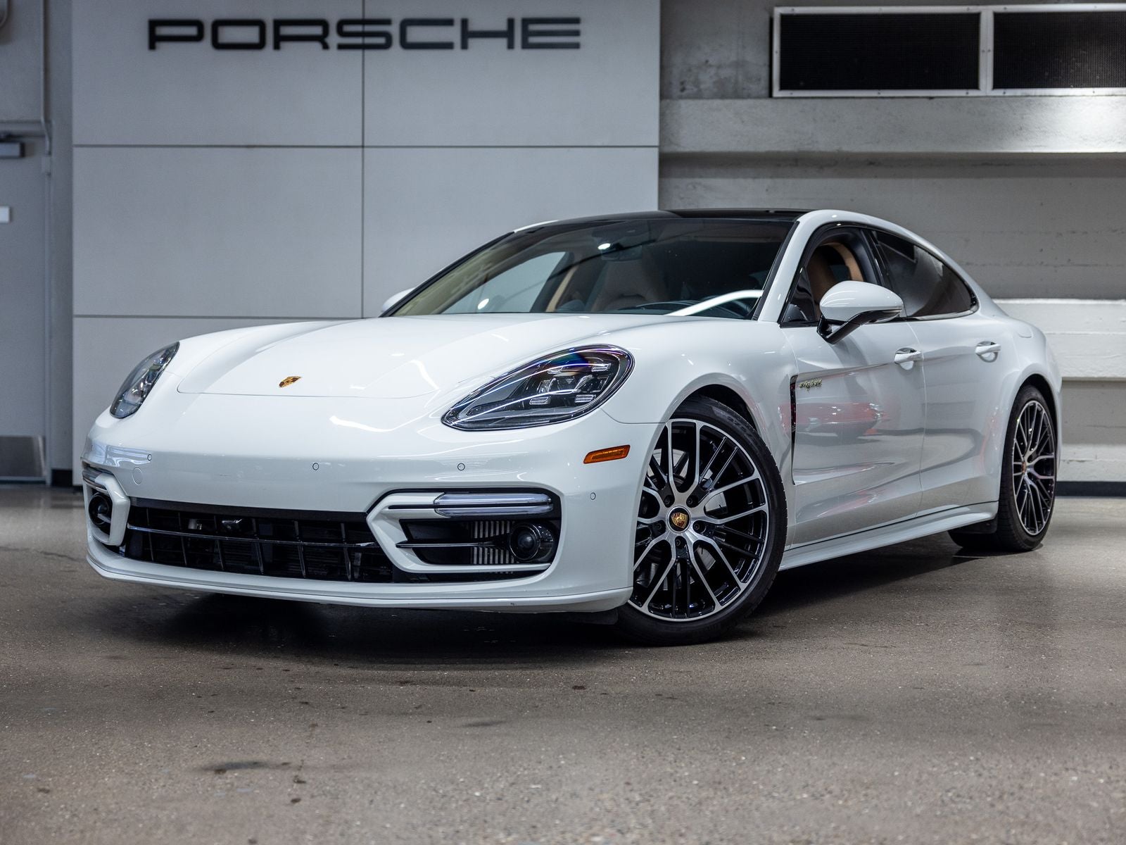 2023 Porsche Panamera